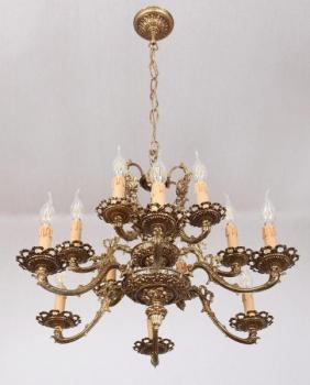 Rokokový lustr z leštěné mosazi 12 žárovek Rokokový lustr z leštěné mosazi 12 žárovek