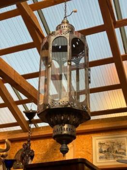 Lucerna zdobená Lucerna zdobená