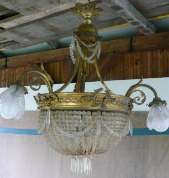 Lustr mosaz+broušené sklo Lustr mosaz+broušené sklo