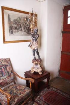 Benátská lampa - světlonoš. Mouřenín Benátská lampa - světlonoš. Mouřenín