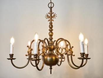 Šestiramenný holandský lustr s rybami Šestiramenný holandský lustr s rybami