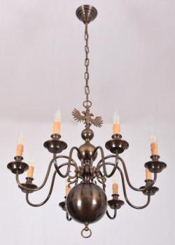 Osmiramenný vlámský lustr. Funkční Osmiramenný vlámský lustr. Funkční