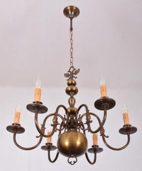 Šestiramenný vlámský lustr s rybami. Funkční Šestiramenný vlámský lustr s rybami. Funkční