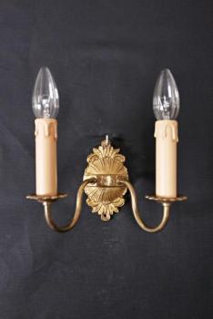 Nástěnná lampa. Zrestaurovaná. Výška 15 cm Nástěnná lampa. Zrestaurovaná. Výška 15 cm