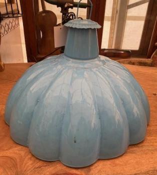 Plechový závěsný lustr Plechový závěsný lustr