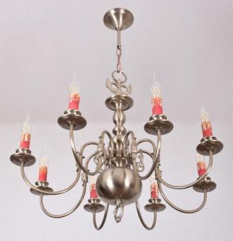 Osmiramenný lustr z bílé mosazi Osmiramenný lustr z bílé mosazi